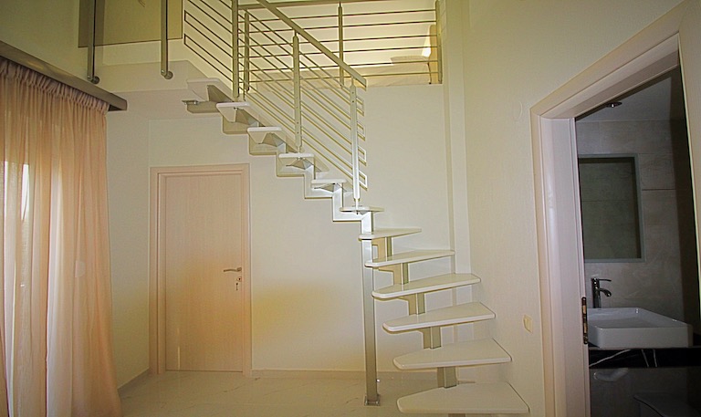 Two Level Apartments  B4 | photo2 